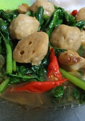Foto resep Tumis Sawi Bakso