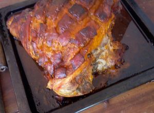 Una foto de Pata de cerdo al achiote