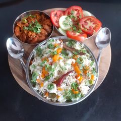 A picture of Carrot pulao.