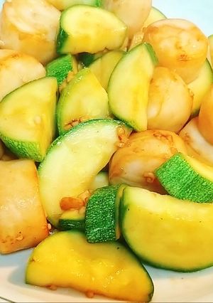 奶油櫛瓜干貝 的食譜成品照片