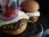 Hamburguesas de Arvejas y pencas de acelga de mi casa... 🤔🍔🍔🍔🤨😜!!!