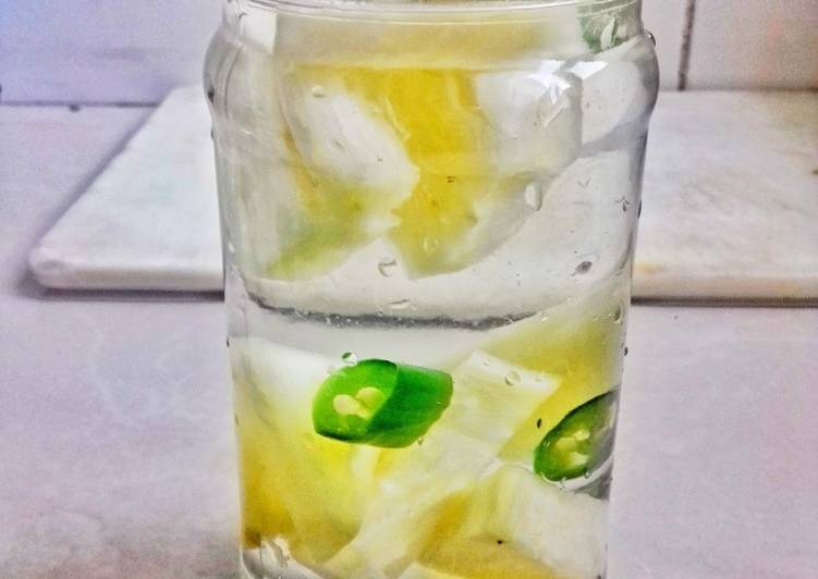 Steps to Prepare Perfect Pineapple Jalapeño Water