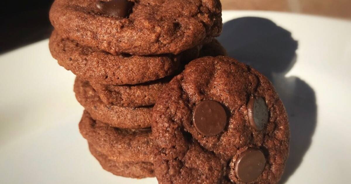 Cookies De Chocolate Crujientes Por Fuera Y Suaves Por Dentro. Saben A ...