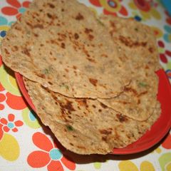 A picture of Onion and Garlic Paratha.