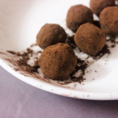 Cách Làm Món Chocolate truffles của Nancy Pham - Cookpad