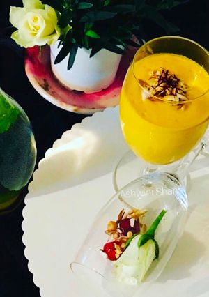 A picture of Shahi Alphonso Lassi.