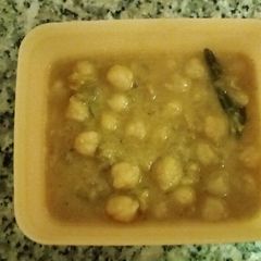 A picture of Channa gravy.