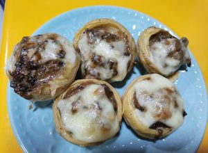 Una foto de Fondos de alcachofas Rellenos c/ callampas deshidratadas
