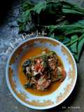 Tumis pedas daun pucuk labu
