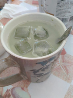 綠茶拿鐵飲料 的食譜成品照片