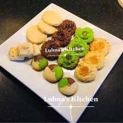 A picture of Homemade Bakery Style Biscuits:.