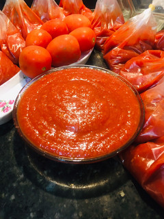 A picture of Tomato paste.