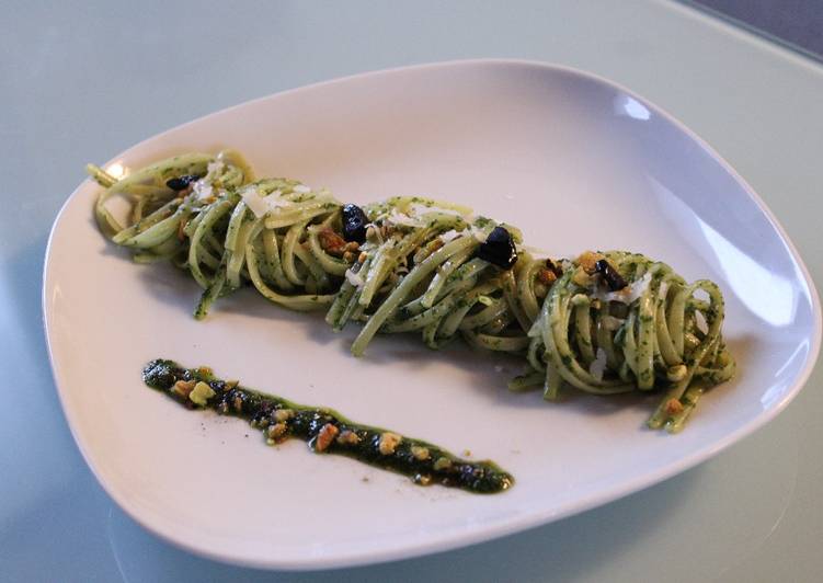 Simple Way to Prepare Any-night-of-the-week Linguini whit rocket pesto