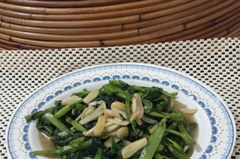 Bagaimana Membuat Cah Kangkung Simple yang Lezat Sekali