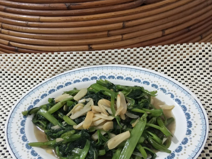 Bagaimana Membuat Cah Kangkung Simple yang Lezat Sekali