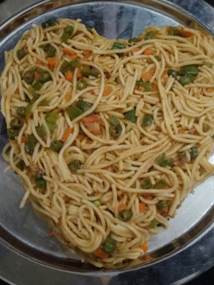 ஹார்ட் ஹக்கா நூடுல்ஸ் (Heart hakka noodles recipe in tamil) செய்முறை முக்கிய புகைப்படம்