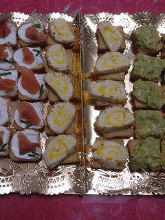 Una foto de Canapés fríos y sencillos