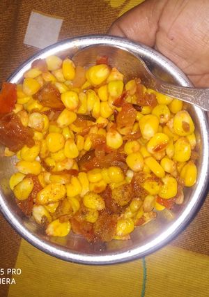 स्वीट कॉर्न चाट (sweet corn chaat recipe in Hindi) रेसिपी मुख्य फोटो