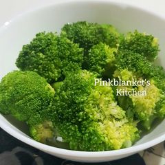 A picture of Buttered Broccoli.