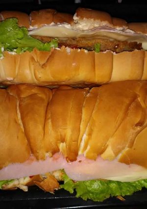 Una foto de Torpedo expecial de milanesa😋
