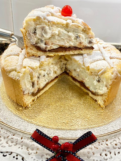Una foto de Pastel con mousse de ricotta, pepitas de chocolate y Nutella