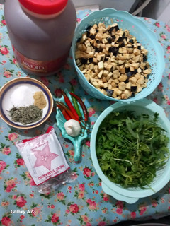 عکسی از دستور ترشی لیته بادمجان