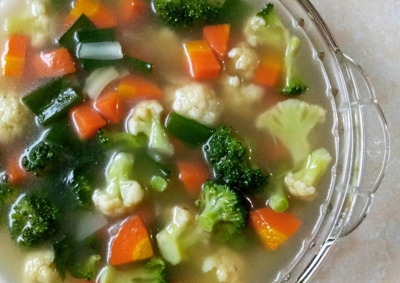 Sup sayur batita