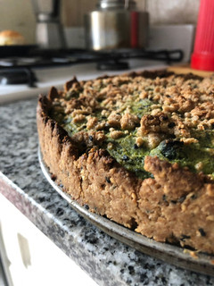 Una foto de Tarta de espinaca, ricota y salsa blanca 😀