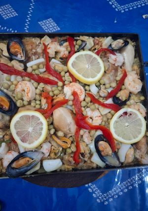 Una foto de Paella en plancheta