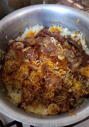 A picture of Restaurant Style Biryani.
