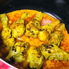 A picture of Lagan chicken gravy.
