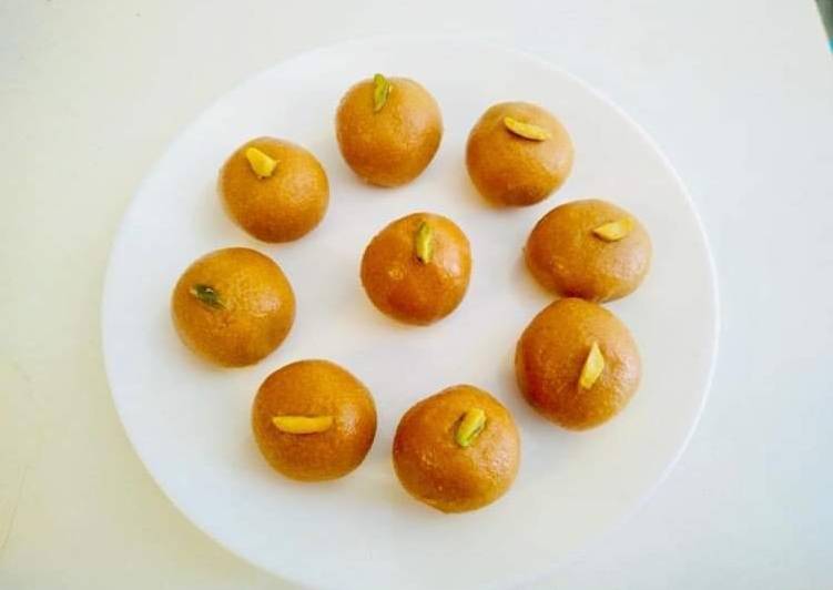 Steps to Make Favorite Besan Laddu