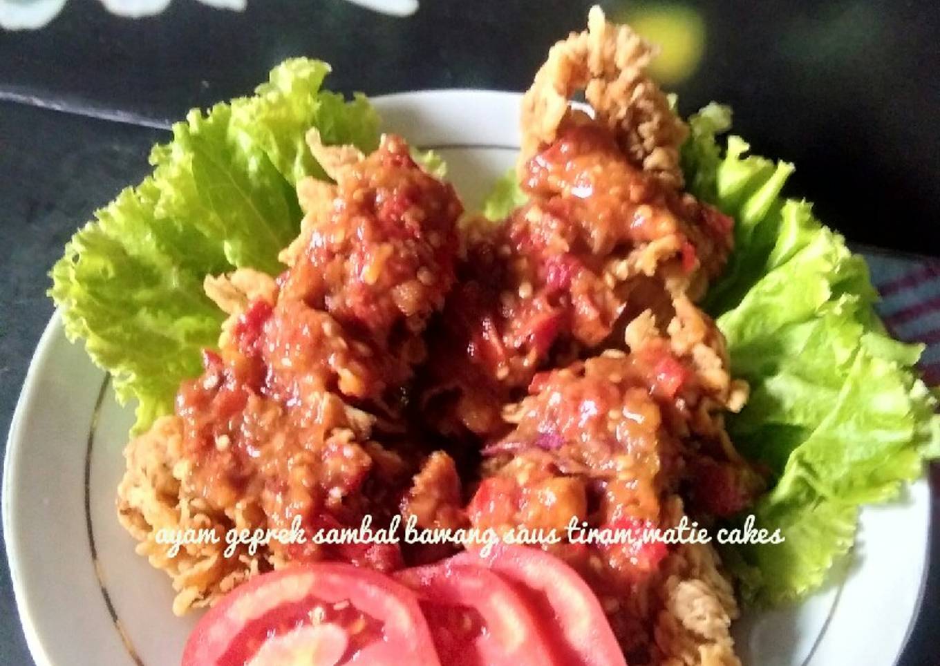 Ayam geprek sambal bawang saus tiram