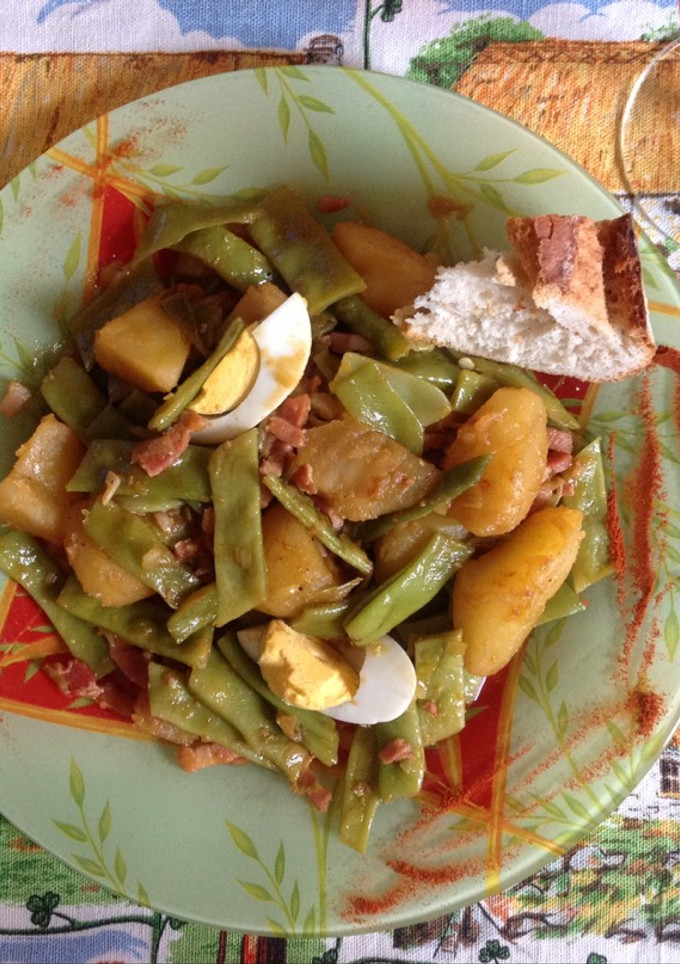 Una foto de Judías verdes con bacon y pimentón de la vera