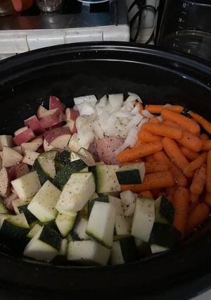 A picture of Crockpot Garlic Butter Chicken and Veggies.