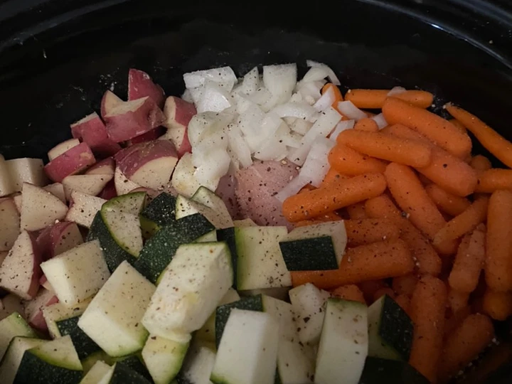 Recipe Crockpot Garlic Butter Chicken and Veggies the Delicious Can spoil the tongue