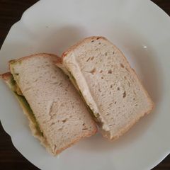 A picture of Ovacado spread.