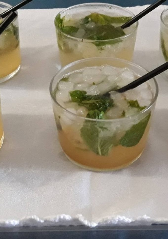 Una foto de Mojito cubano