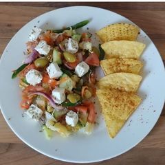 A picture of Greek salad.