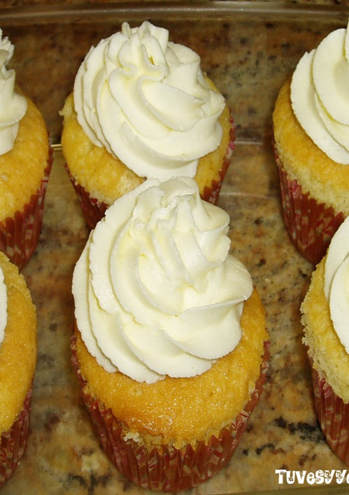 Una foto de Cupcakes de naranja y azahar