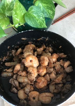 Hình của món Tôm thịt rim.