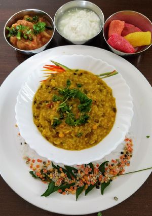 A picture of Panchratna dal khichri.