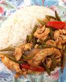 Saltado de pollo con vainitas