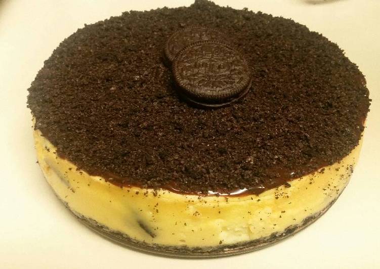 Steps to Make Award-winning Oreo Cheesecake