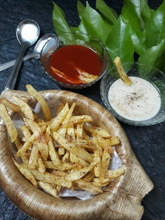ફ્રેન્ચ ફ્રાય (French Fry Recipe in Gujarati) રેસીપી મુખ્ય ફોટો