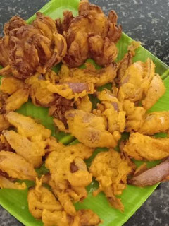வெங்காயப் பூ பக்கோடா செய்முறை முக்கிய புகைப்படம்