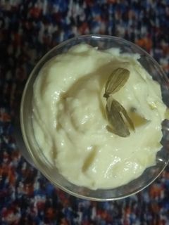 केसर बादाम श्रीखण्ड (kesar badam shrikhand recipe in Hindi) रेसिपी मुख्य फोटो