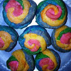 A picture of Rainbow flower cookies😀#cookiecontest.