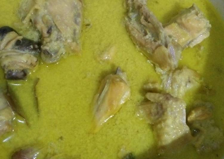 Bagaimana Menyiapkan Opor Ayam Kampung DaMuDza, Menggugah Selera