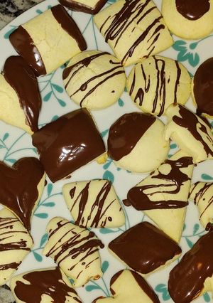 Una foto de Galletitas masitas, tapas alfajores de maicena 🍪